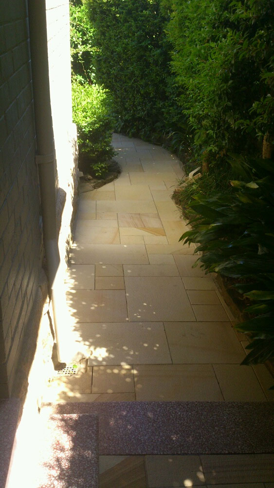 Ashlar paving, almost complete